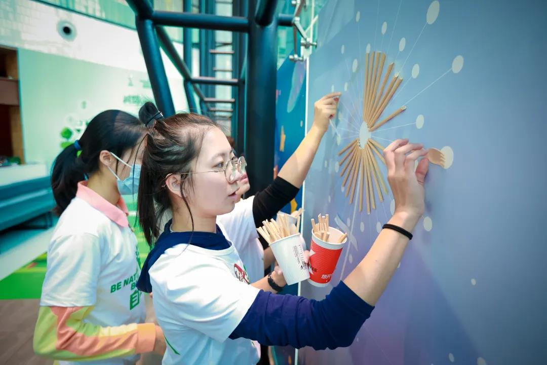 塑料纸吸管配图.jpg